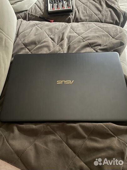 Ноутбук Asus VivoBook 17 N705U