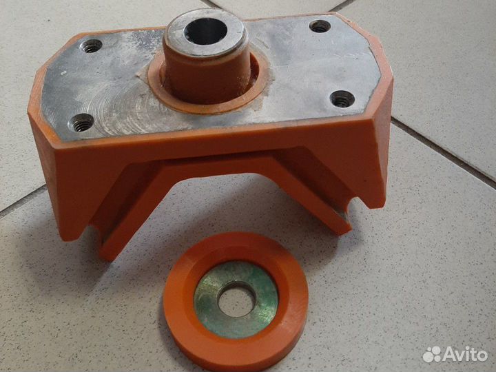 Подушка двигателя Inter 9200 задняя верхняя