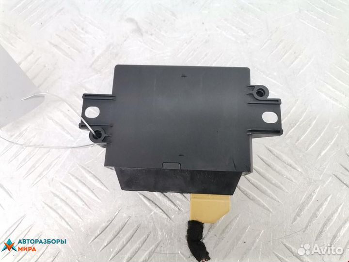 Блок управления парктрониками Audi A5 8T 2011