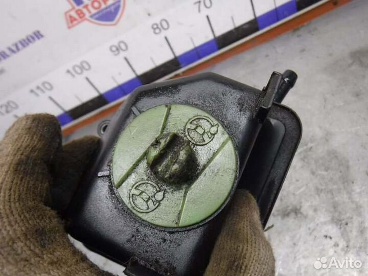 Бачок гидроусилителя Volkswagen Golf 4 AHF 1999