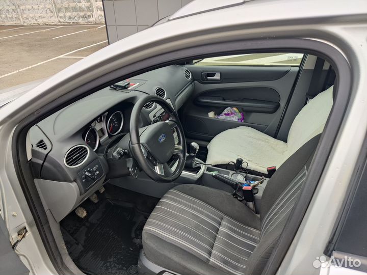 Ford Focus 1.8 МТ, 2008, 206 000 км