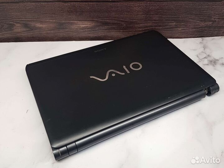 Мощный Японский Компактный sony vaio на Гарантии