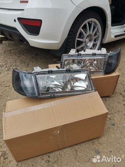 Фары Ваз 2110-2112, гладкое стекло, Black поворот