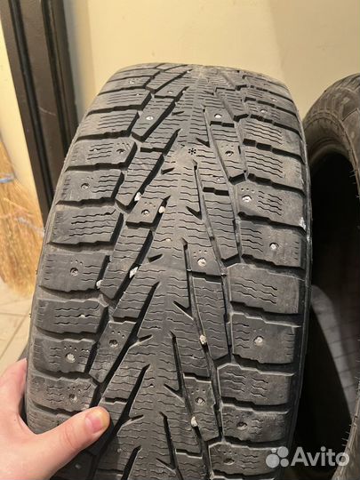 Nokian Tyres Hakkapeliitta 7 SUV 235/50 R19 103T