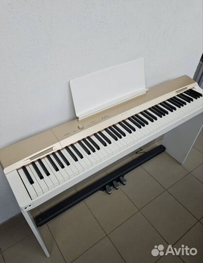 Цифровое пианино Casio PX160