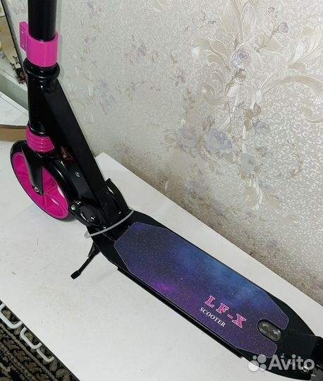 Самокат 6+ с аммортизаторами Scooter розовый