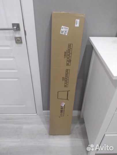 Вешалка напольная черная