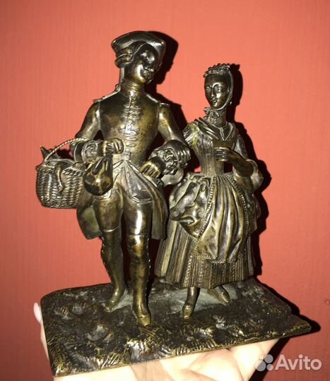 Бронзовая статуэтка Франция