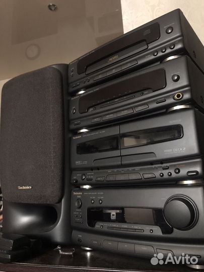 Музыкальный центр