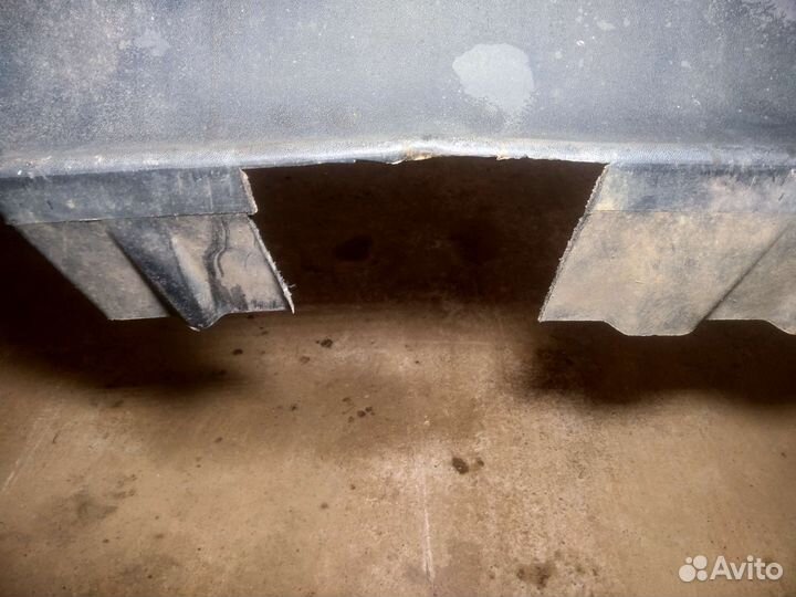 Задний бампер под фаркоп Audi 80 b3