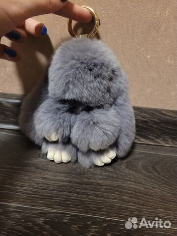 Пушистый брелок Заяц
