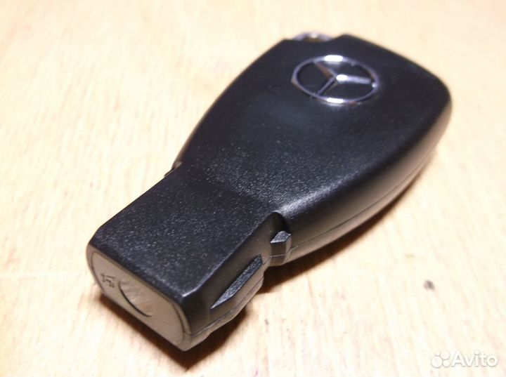 Mercedes Benz Sprinter, Vito чип ключ 2 кнопки