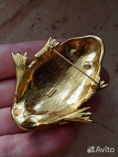 Брошь Trifari лягушка