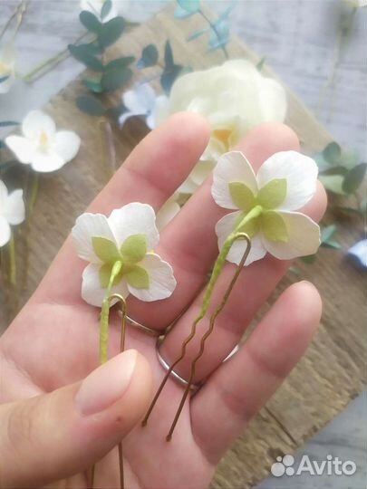 Шпильки с жасмином. Ручная работа