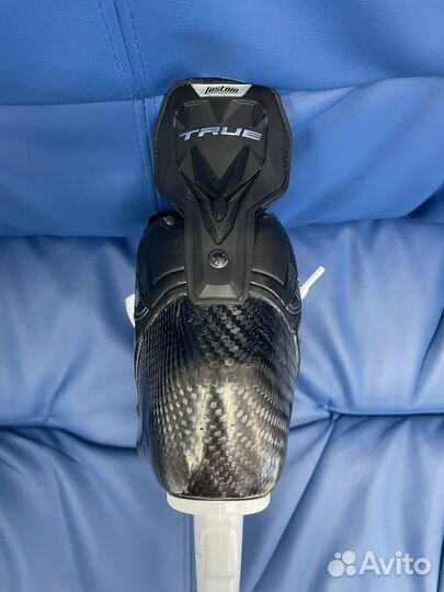 Коньки хоккейные True SVH 10W