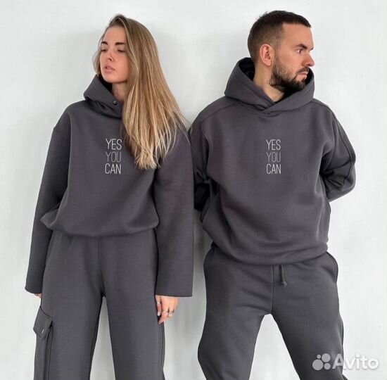 Парные спортивные костюмы