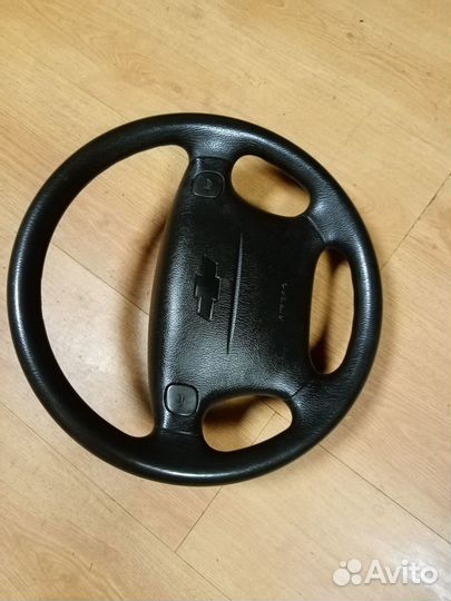 Руль с безопастностью шевроле ланос
