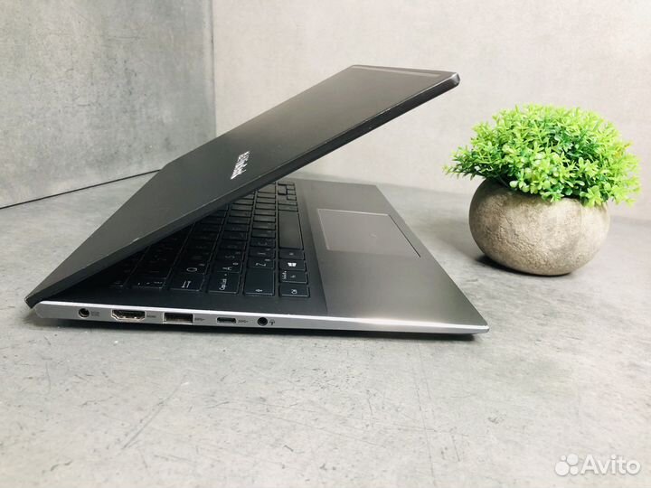 Мощный Asus vivobook 14 Ryzen 5 RAM 8gb SSD 256gb