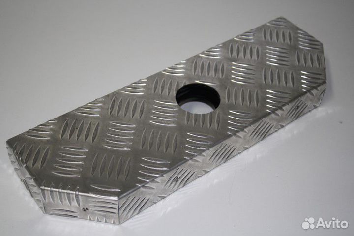 Подножка-накладка для фаркопа