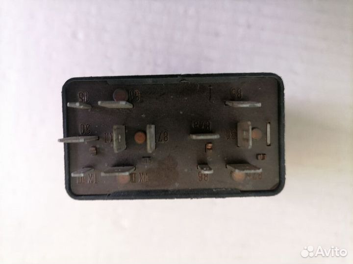 Реле 261 VAG 443951257 для Audi 100 (C4) 1991-1994