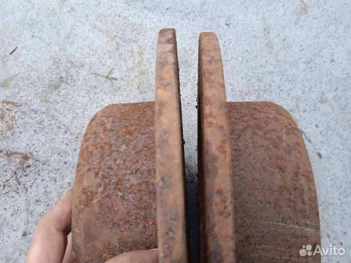 Диск тормозной задний для Toyota Avensis1