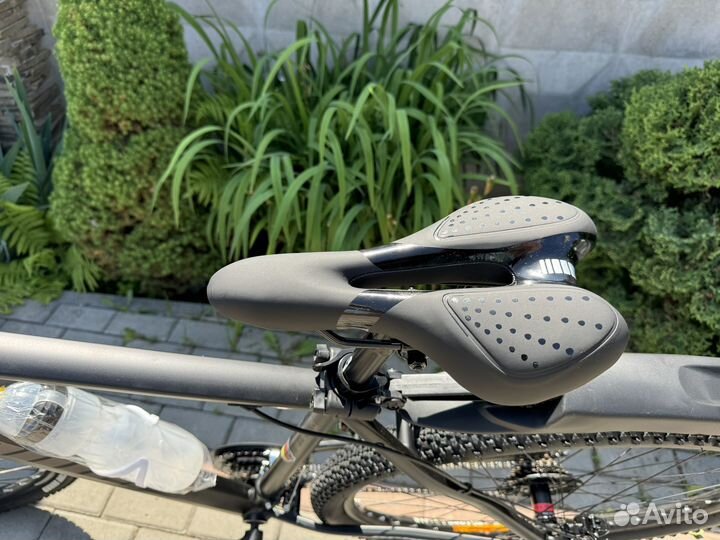 Велосипед 29 антипрокол колеса,21 рама алюминий