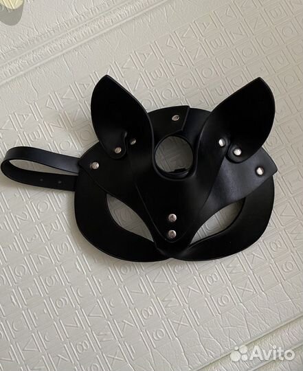 Маска кошки кожа