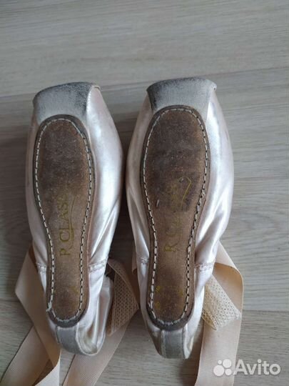 Пуанты r class RC-37 230 W3 M р. 35