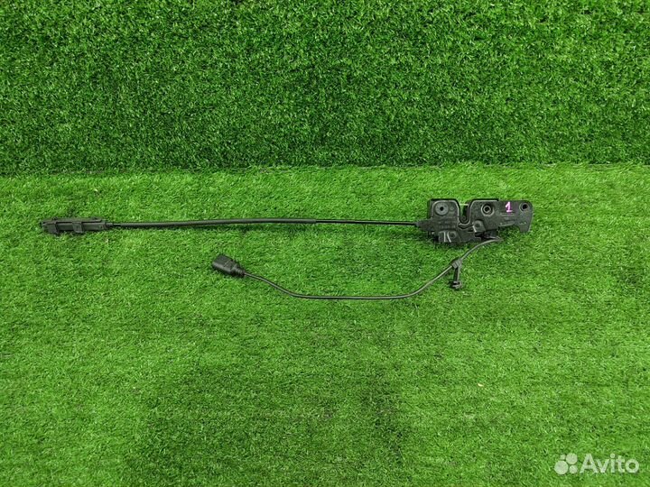 Замок капота 8K0823509A Audi A4 B8 8K