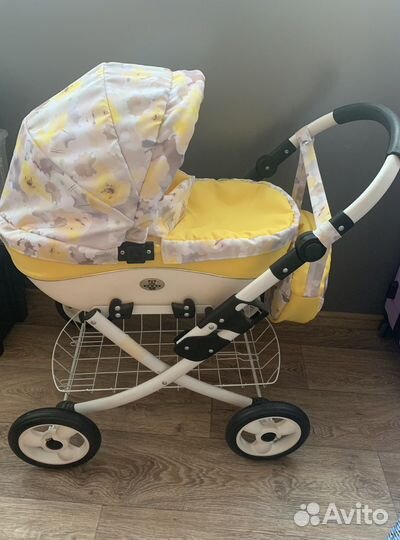 Коляска для кукол