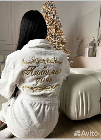 Халат с вышивкой