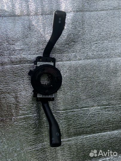 Переключатель подрулевой Шкода Октавия