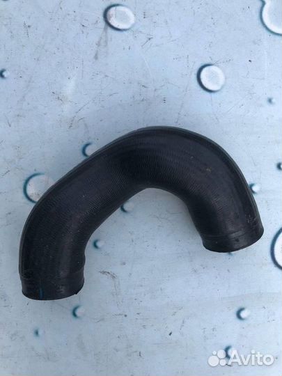 Патрубок интеркулера 7L6145972H