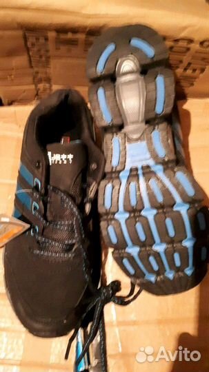 Кроссовки Jett