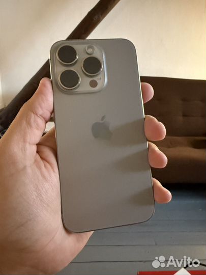 iPhone 15 Pro, 256 ГБ