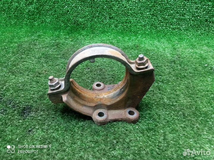 Кронштейн промежуточного вала Ford Transit FA