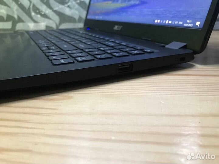 Шустрый Acer Full HD/SSD/8gb