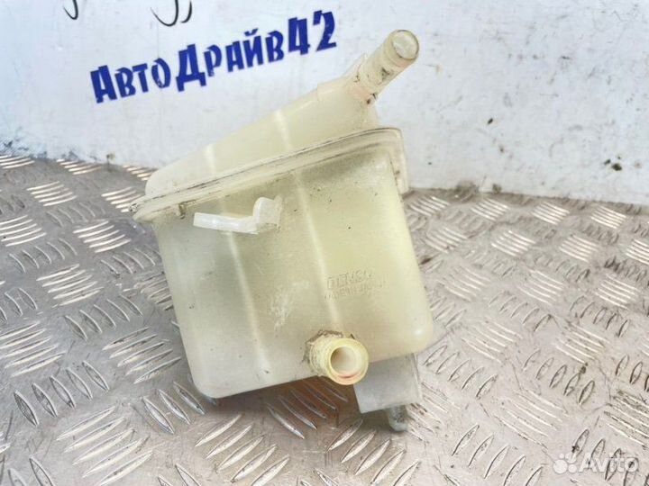 Расширительный бачок Toyota Corolla ZRE151L 1zrfe