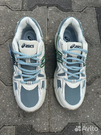 Кроссовки asics