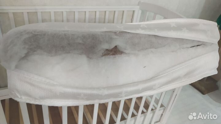 Детская кроватка с матрасом