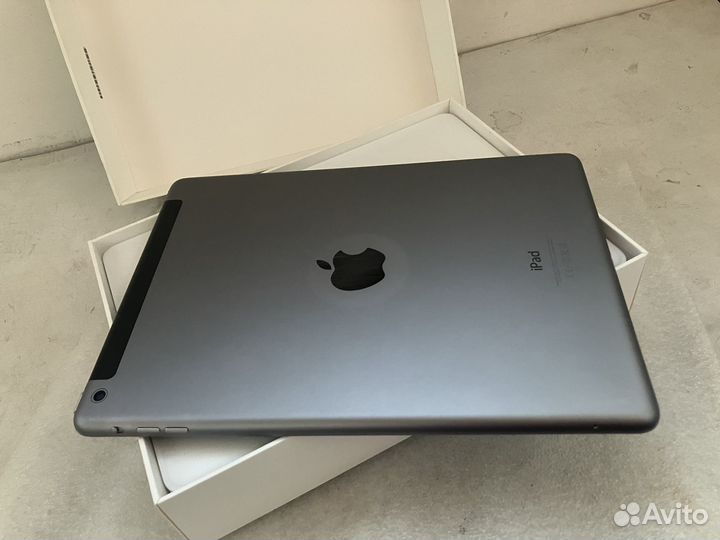 iPad Air 128Gb Wi-Fi + Cellular