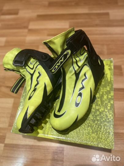 Ботинки лыжные с креплениями One Way