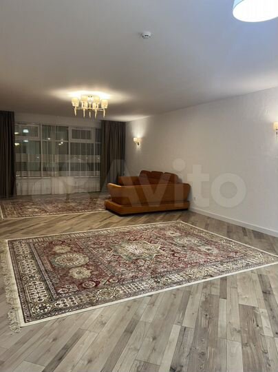 5-к. квартира, 190 м², 4/20 эт.