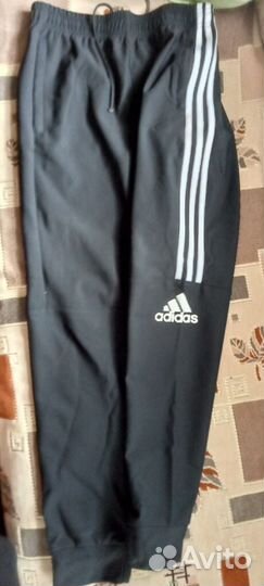 Спортивный костюм для мальчика. m adidas