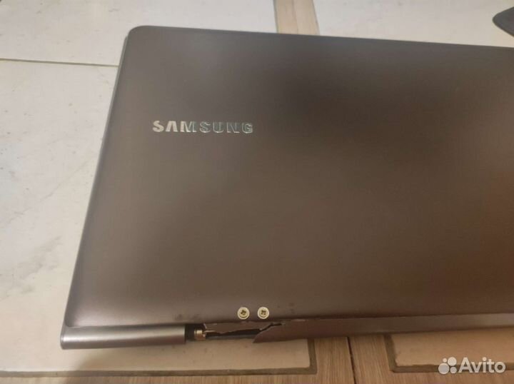Samsung np530u3c core i5 8 GB SSD120
