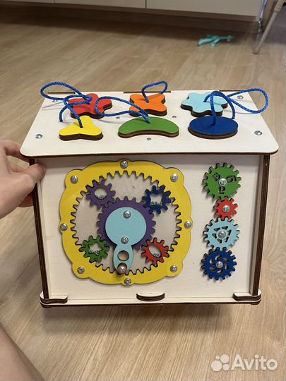 Бизиборд домик со светом большой