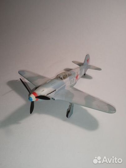Як-9 1/72