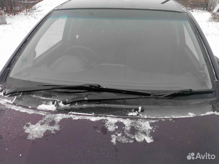 Лобовое стекло на Honda 