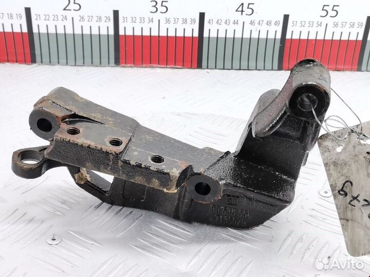 Кронштейн двигателя Opel Zafira (A) 2002 90538558