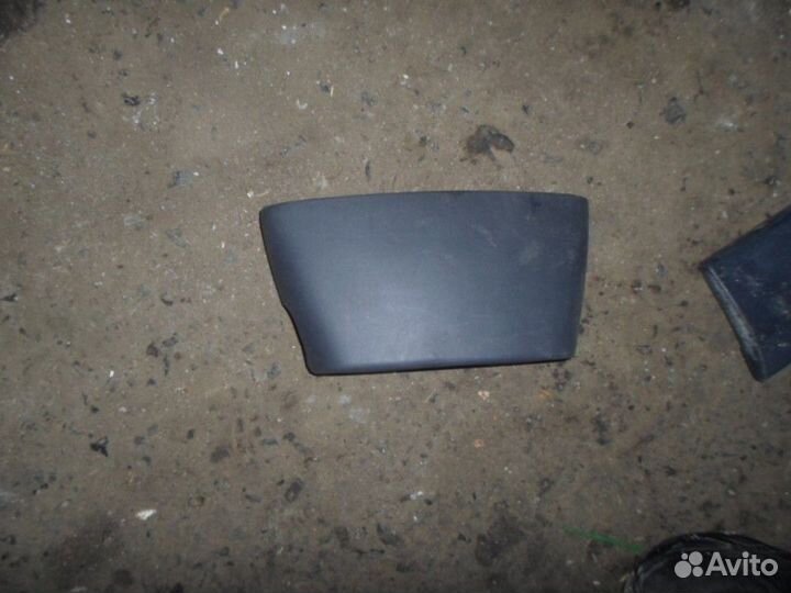 Кожух подрулевой (верхняя часть) LADA Largus 2012